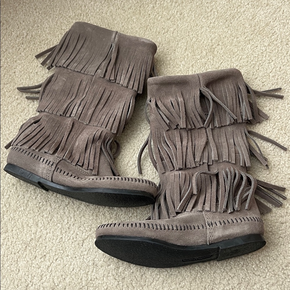 Minnetonka fringe grey suede boots
